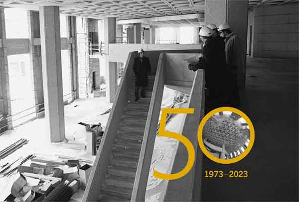 Robarts under construction