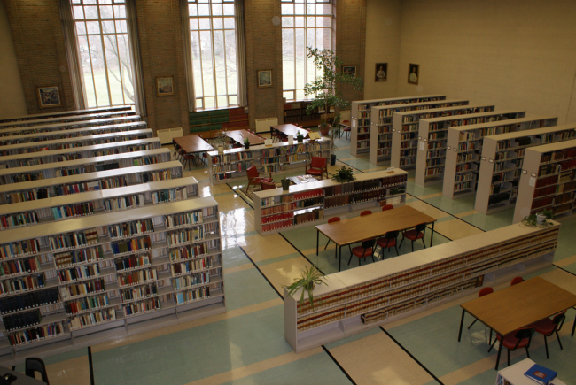 Photo of St Augustine's Seminary Library